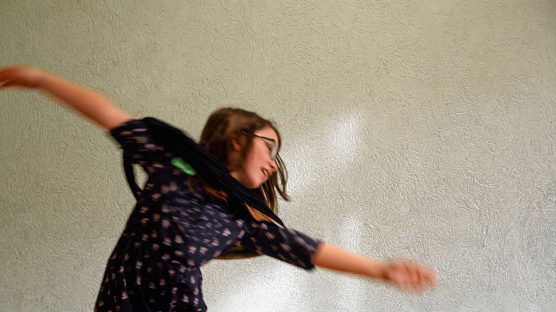 Gesture, sign, movement